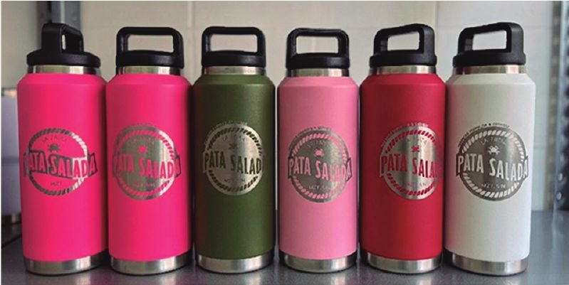 Botellas térmicas grabadas con logotipo de cliente